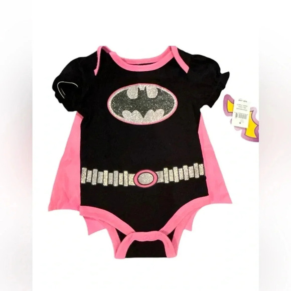 BATMAN NEW BABY GIRLS PINK BLACK FALL HALLOWEEN COSTUME ONSIE SIZE 3 6 MONTHS - Picture 1 of 5